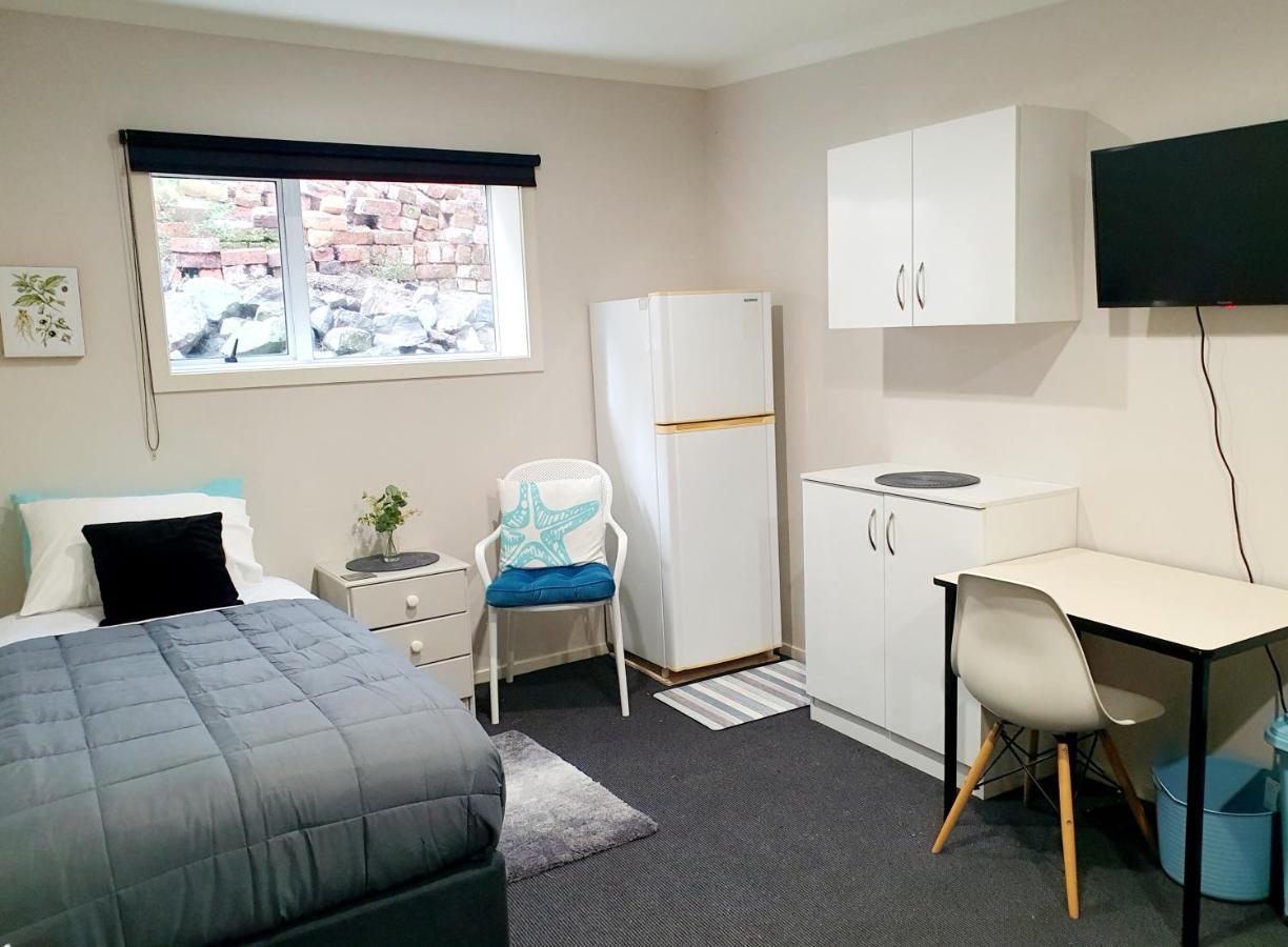 Travel Stay City Hostel Дьюндин Экстерьер фото
